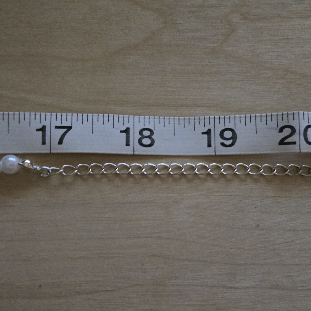 Elegant Vintage AVON "Pearlesque" Teardrop Necklace & Bracelet Set - Picture 7 of 9